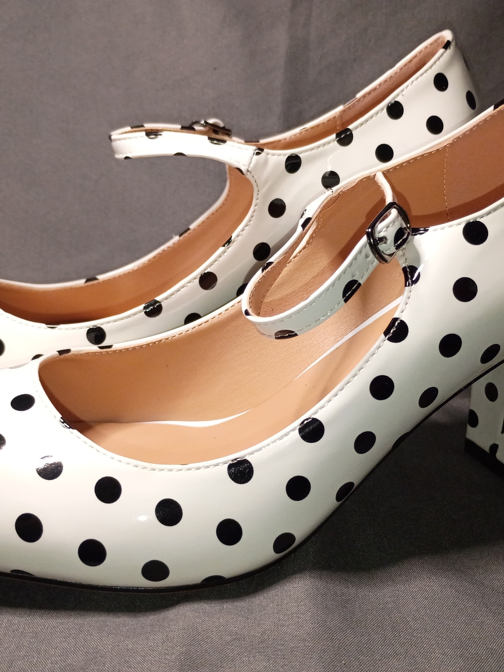 Classic Polka Dot Mary Jane Pumps in White and Black - Picture 2 of 7